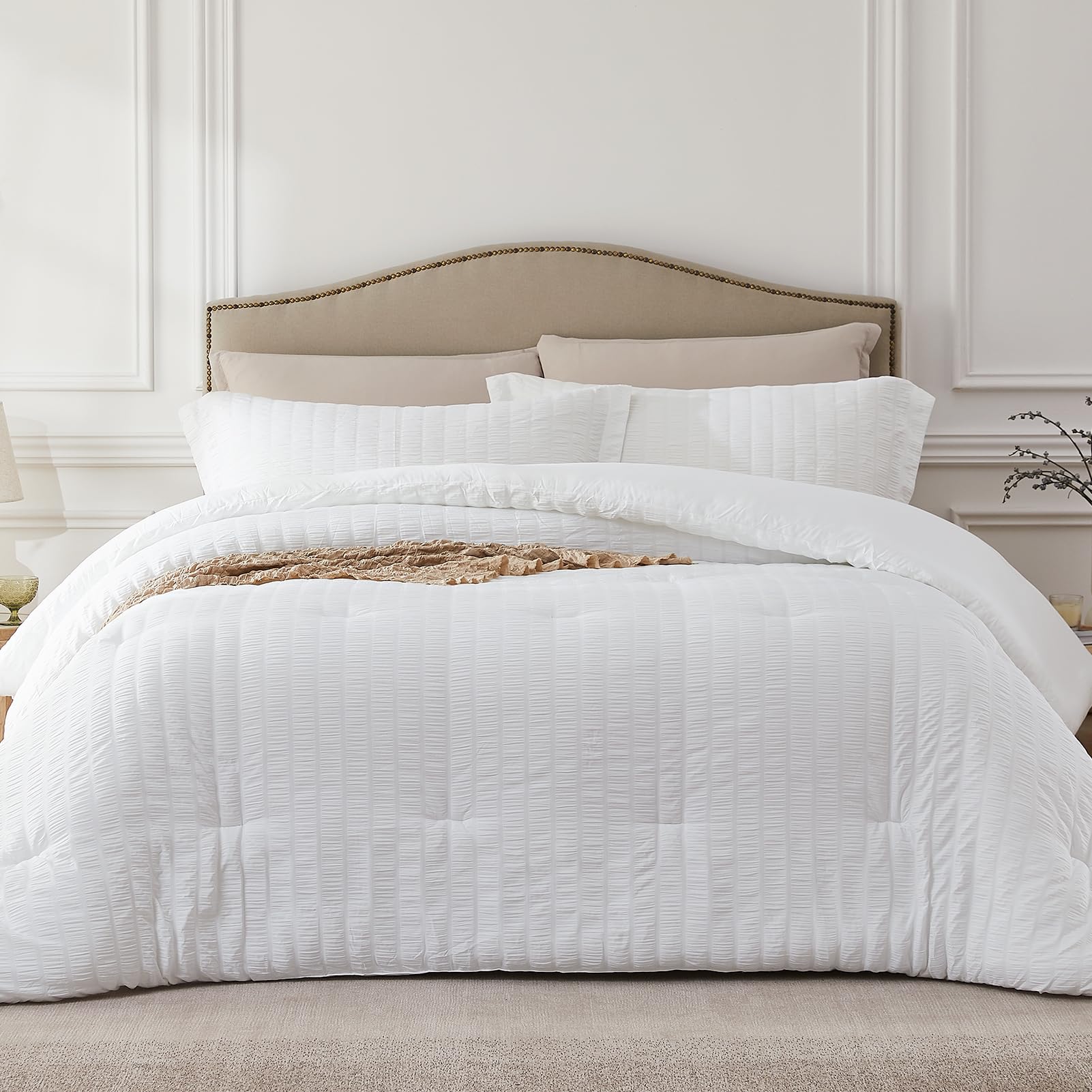 Quataly White Queen Comforter Set - 3 Pieces Seersucker Lightweight Bedding Comforter Sets (1 Soft Fluffy Comforter & 2 Pillowca